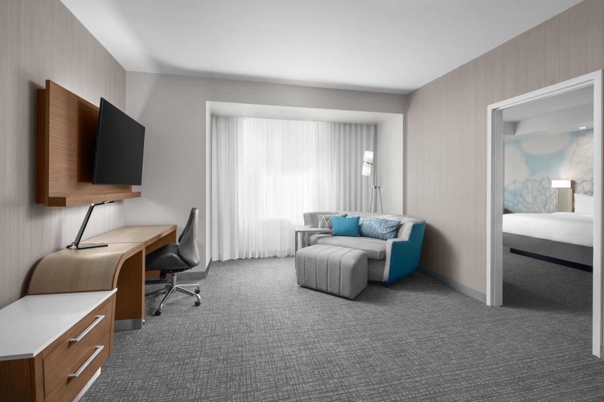 Courtyard By Marriott Clearwater Beach Exterior foto