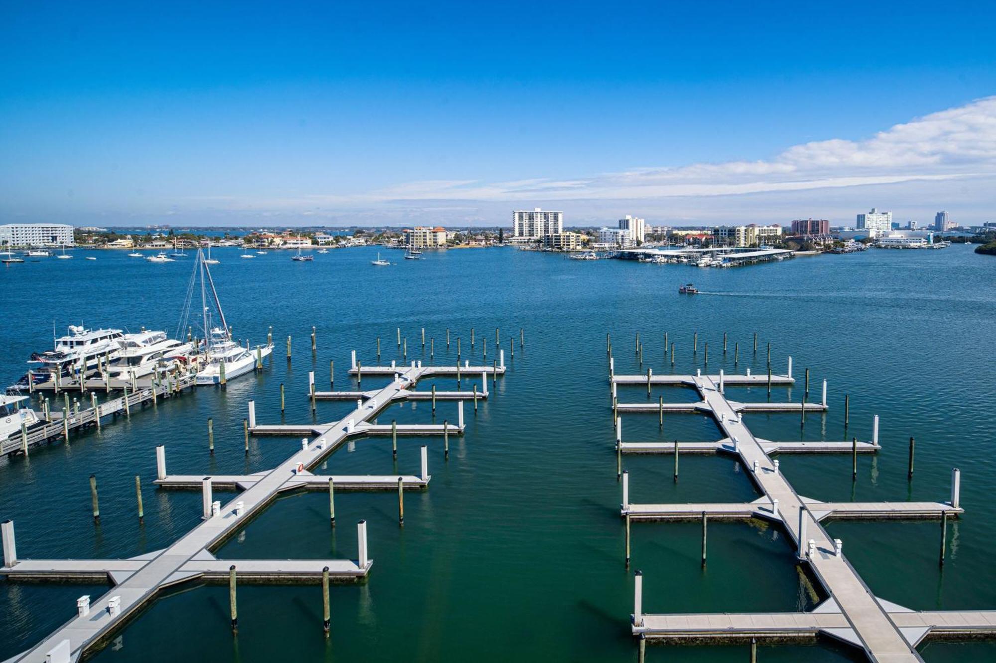 Courtyard By Marriott Clearwater Beach Exterior foto
