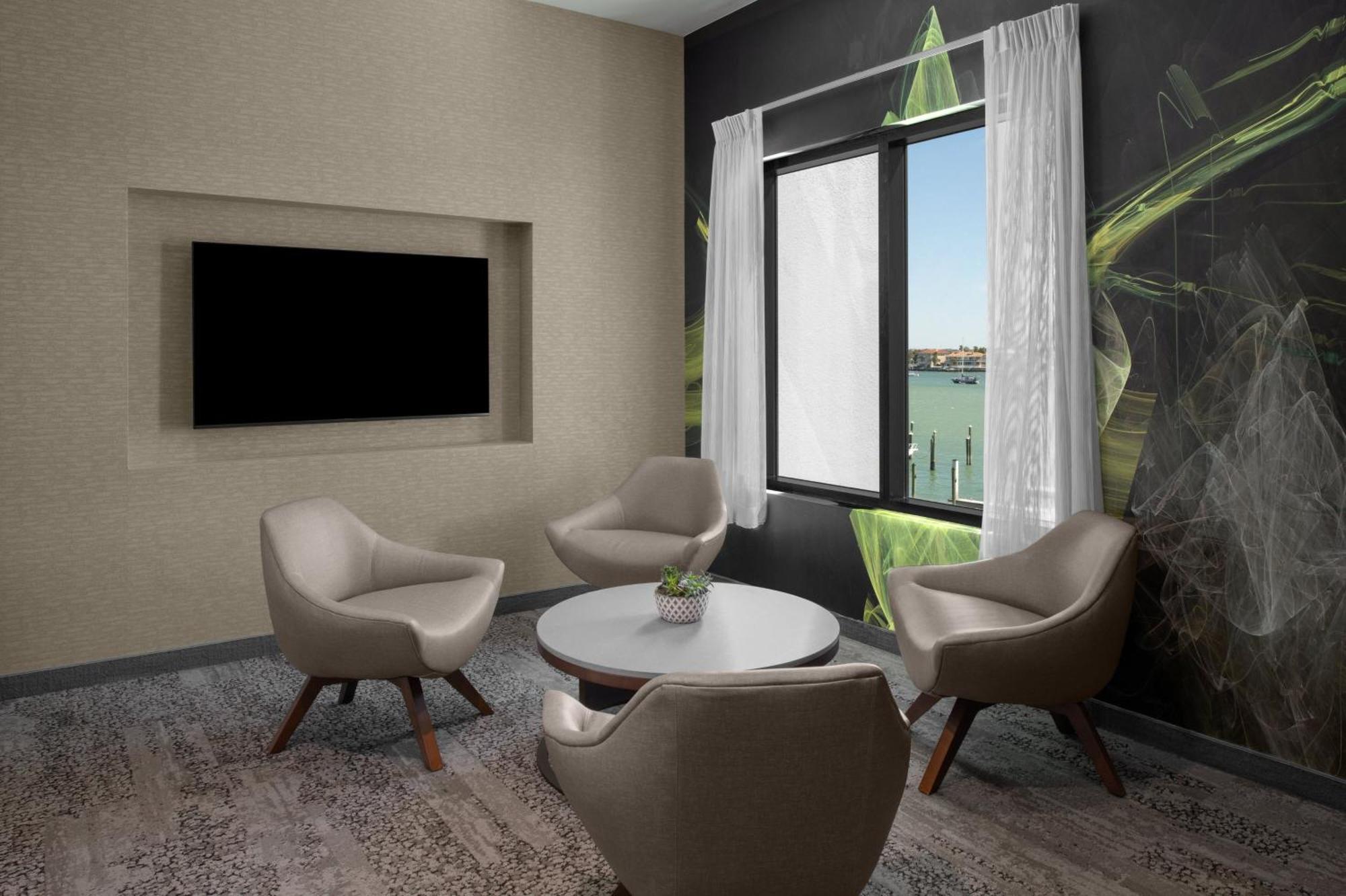 Courtyard By Marriott Clearwater Beach Exterior foto