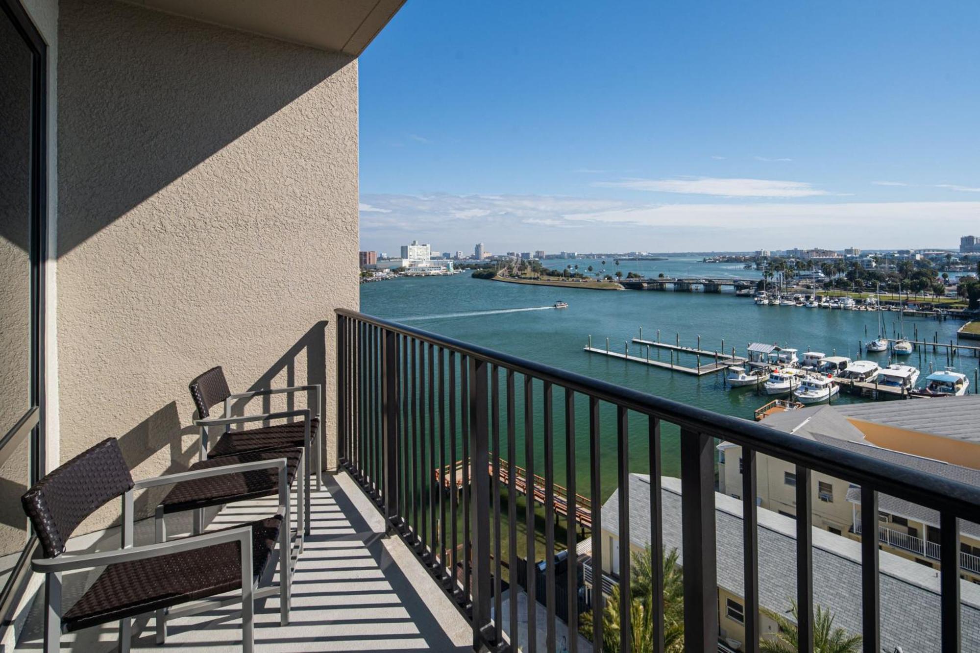 Courtyard By Marriott Clearwater Beach Exterior foto