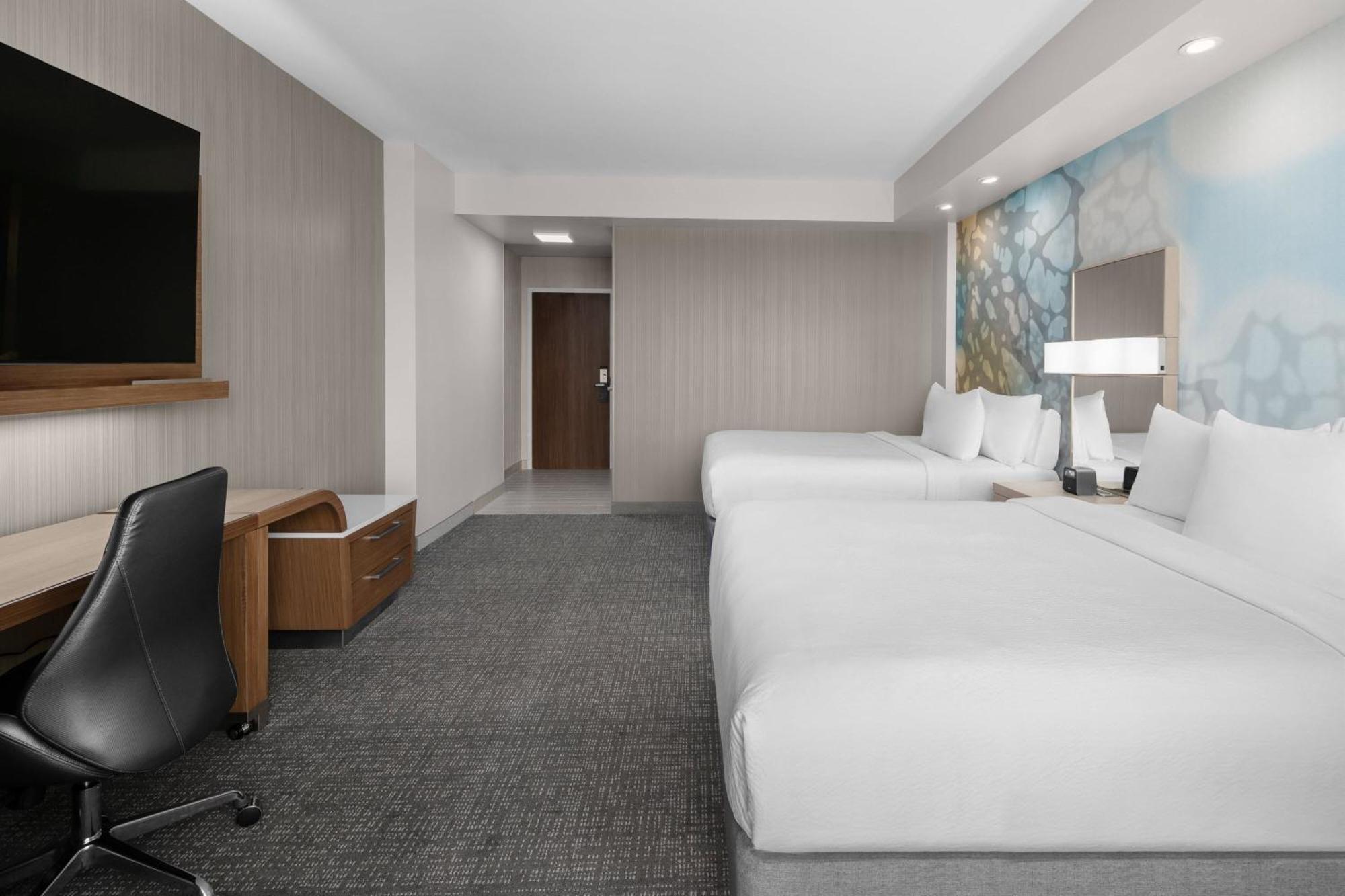 Courtyard By Marriott Clearwater Beach Exterior foto