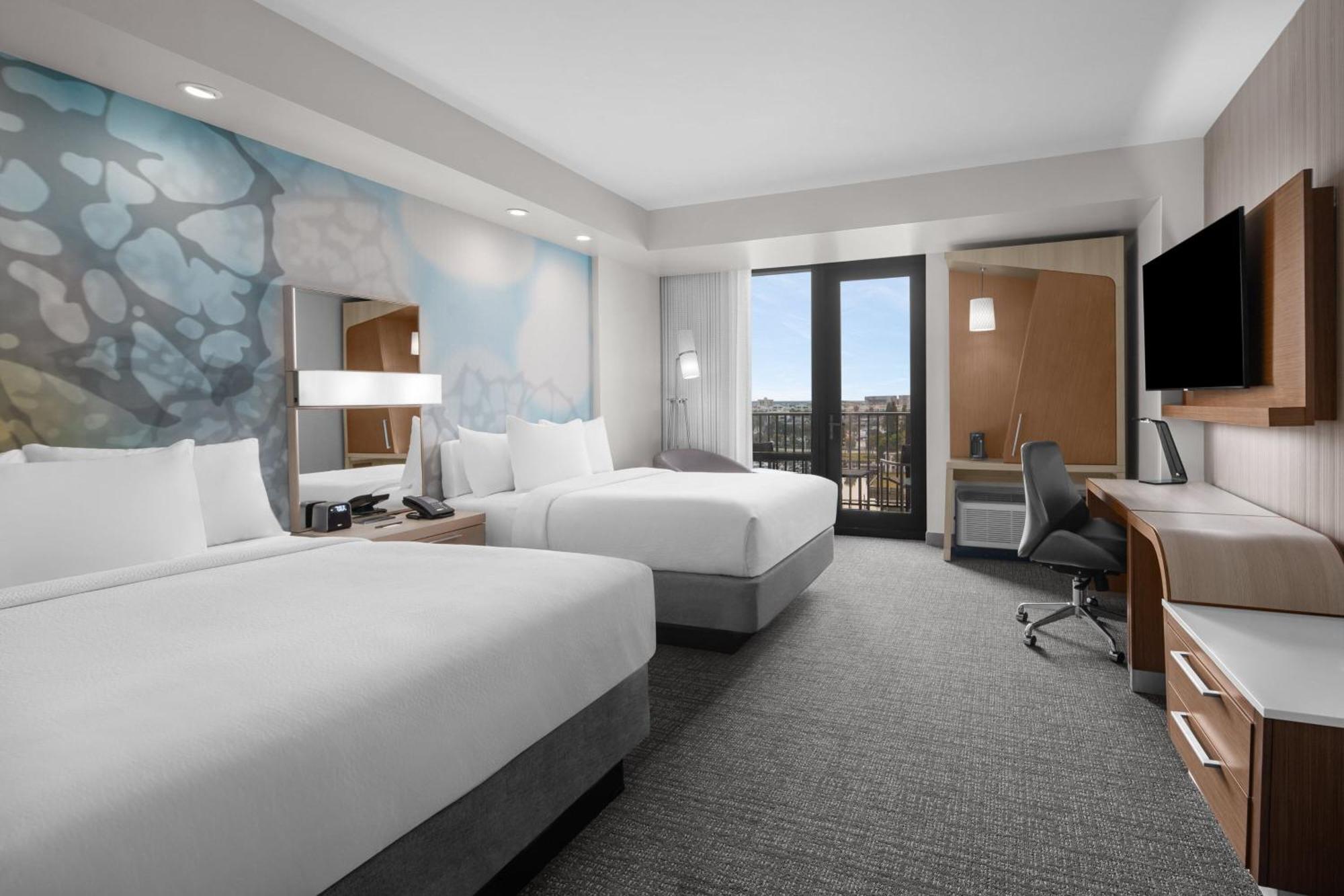 Courtyard By Marriott Clearwater Beach Exterior foto